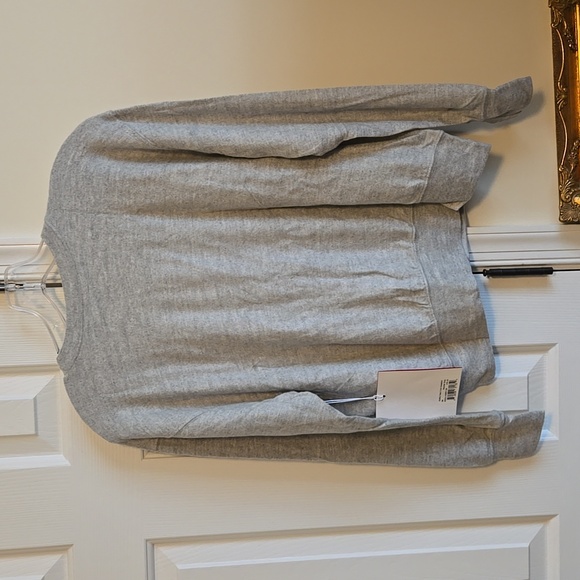 NWT Rumble Hacci Crew Sweatshirt Size Small - Picture 3 of 4